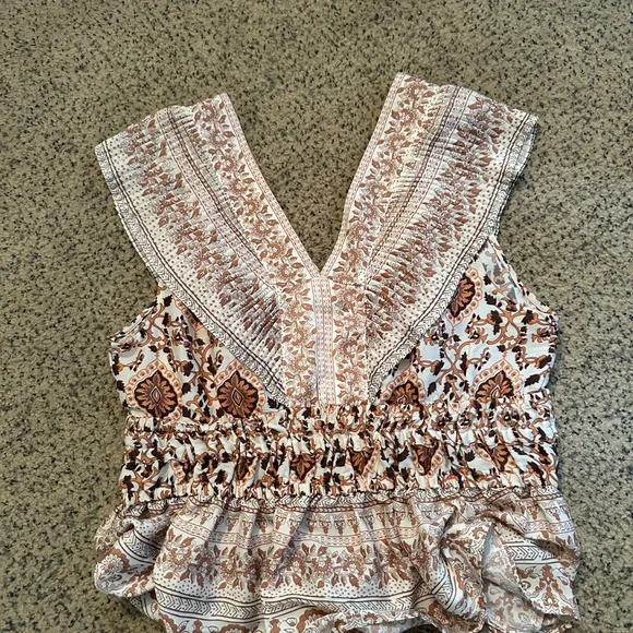 Bohemian Print Smocked Top - Picture 3 of 4